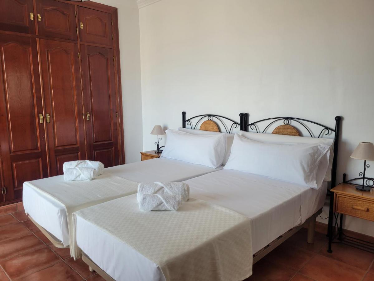 Silhouse Nerja Villas Beach Экстерьер фото