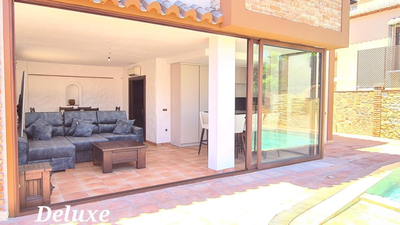 Silhouse Nerja Villas Beach Экстерьер фото